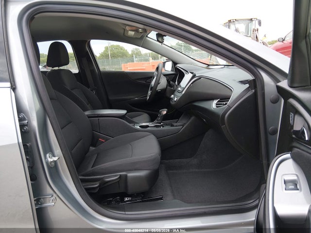 1G1ZC5ST2SF100144 Chevrolet Malibu Fwd 1fl