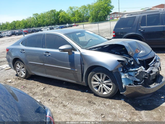 45048227 :رقم المزاد ، JTHBK1GG6E2113182 vin ، 2014 Lexus Es 350 مزاد بيع