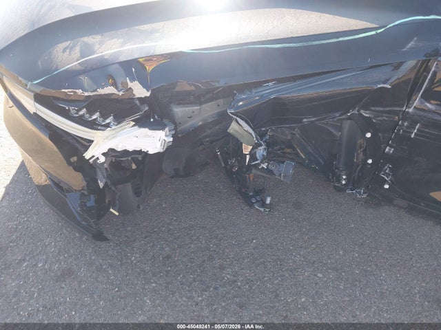 45048241 :رقم المزاد ، YV4ER3HJ0S2460872 vin ، 2025 Volvo Ex40 Core, Twin Motor, Fully Electric مزاد بيع