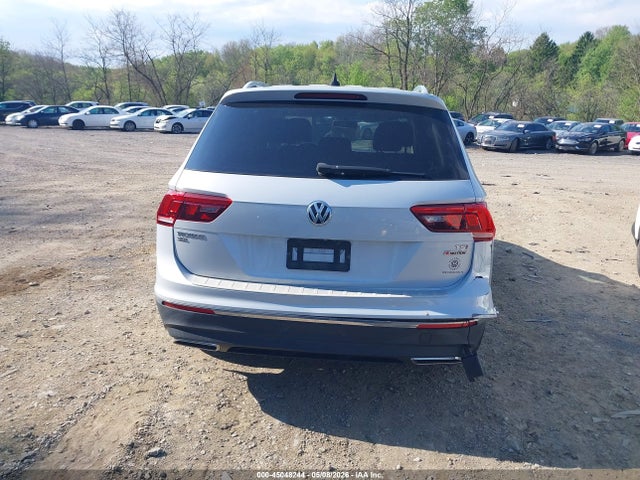 2018 Volkswagen Tiguan 2.0t Se/2.0t Sel მანქანა იყიდება აუქციონზე, vin: 3VV2B7AXXJM082066, აუქციონის ნომერი: 45048244