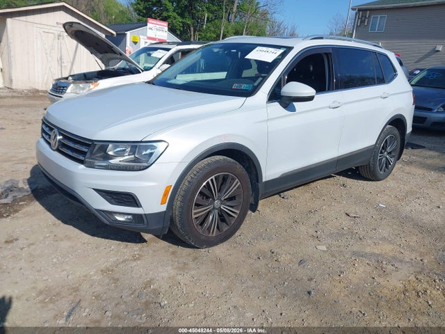2018 Volkswagen Tiguan 2.0t Se/2.0t Sel მანქანა იყიდება აუქციონზე, vin: 3VV2B7AXXJM082066, აუქციონის ნომერი: 45048244