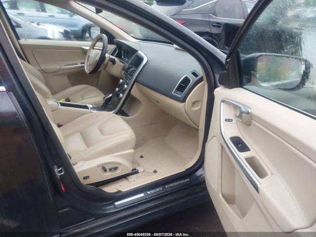 2015 Volvo Xc60 T5 Premier მანქანა იყიდება აუქციონზე, vin: YV440MDK1F2662894, აუქციონის ნომერი: 45048256