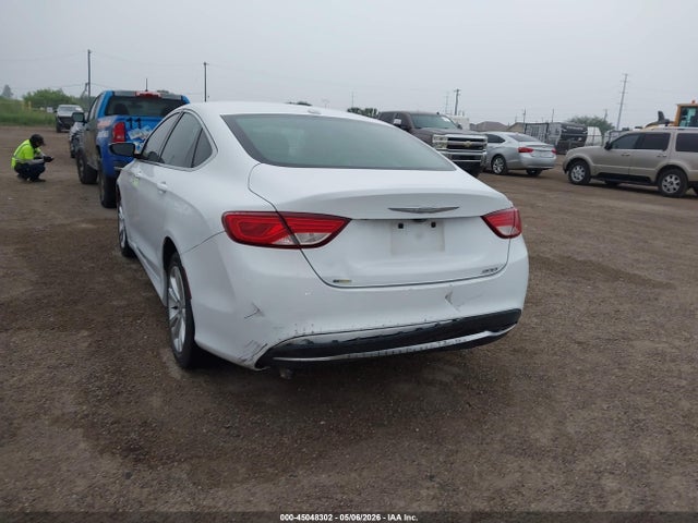 2015 Chrysler 200 Limited მანქანა იყიდება აუქციონზე, vin: 1C3CCCAB1FN661039, აუქციონის ნომერი: 45048302