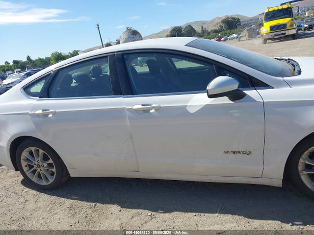 Ford Fusion Hybrid Se 2019 3FA6P0LU8KR137717 Image 13