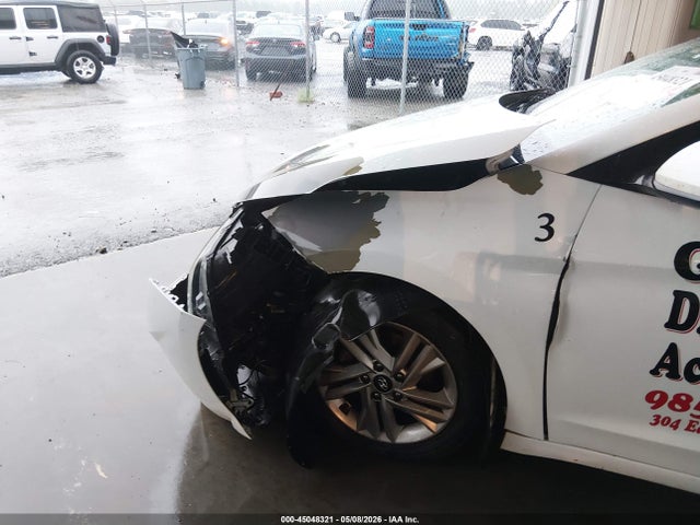 Продаж на аукціоні авто 2020 Hyundai Elantra Sel, vin: 5NPD84LF4LH543733, номер лоту: 45048321