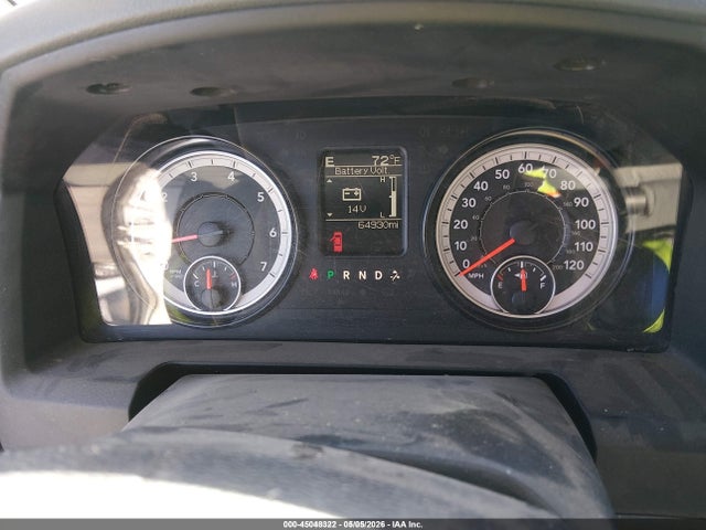 1C6RR7KG2KS658627 RAM 1500 Classic Tradesman 4x4 5&#039;7 Box