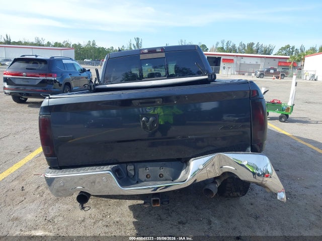 45048323 :رقم المزاد ، 1C6RR7NT8FS500100 vin ، 2015 Ram 1500 Laramie مزاد بيع