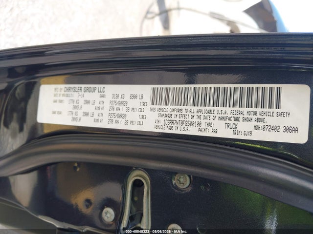 45048323 :رقم المزاد ، 1C6RR7NT8FS500100 vin ، 2015 Ram 1500 Laramie مزاد بيع