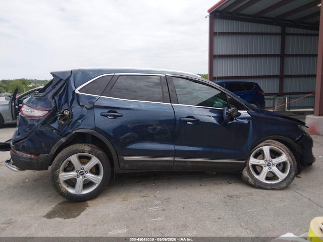 2017 Lincoln Mkc Premiere მანქანა იყიდება აუქციონზე, vin: 5LMCJ1C98HUL56915, აუქციონის ნომერი: 45048339