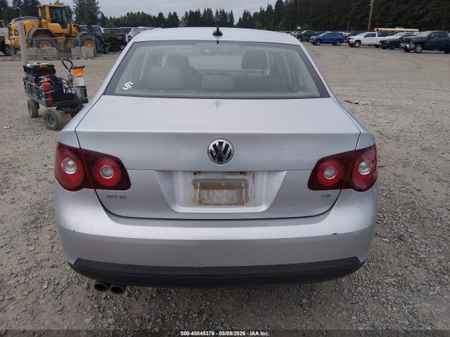 2008 Volkswagen Jetta Se/sel მანქანა იყიდება აუქციონზე, vin: 3VWRM71K08M070124, აუქციონის ნომერი: 45048376