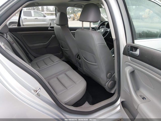 2008 Volkswagen Jetta Se/sel მანქანა იყიდება აუქციონზე, vin: 3VWRM71K08M070124, აუქციონის ნომერი: 45048376