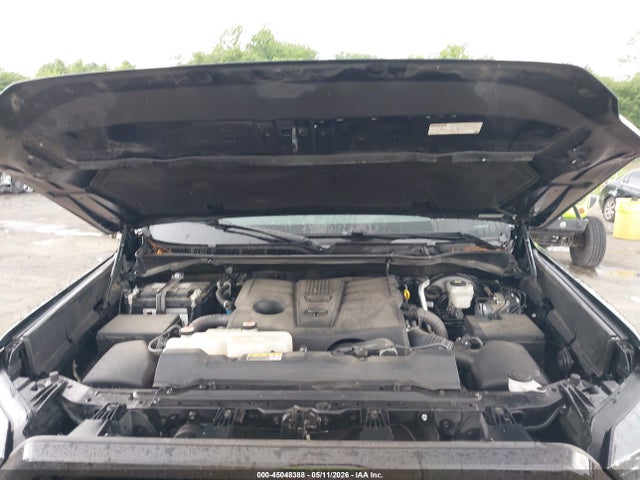 Продажа на аукционе авто 2022 Toyota Tundra Sr5, vin: 5TFLA5DB9NX019261, номер лота: 45048388