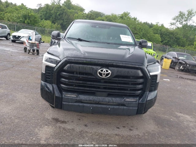 Продажа на аукционе авто 2022 Toyota Tundra Sr5, vin: 5TFLA5DB9NX019261, номер лота: 45048388