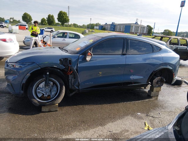Продажа на аукционе авто 2023 Ford Mustang Mach-e Premium, vin: 3FMTK3R46PMA61029, номер лота: 45048407