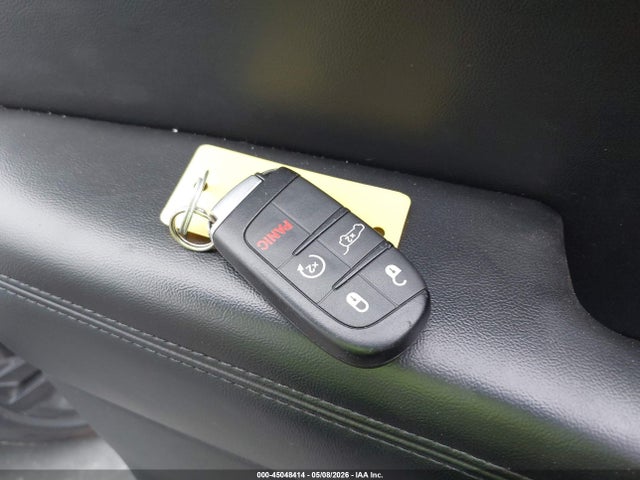 1C4RJEBG0JC430512 Jeep Grand Cherokee Limited 4x2