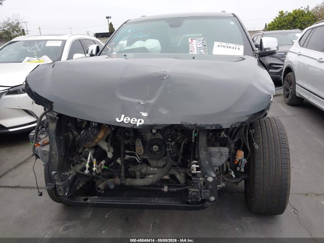 1C4RJEBG0JC430512 Jeep Grand Cherokee Limited 4x2