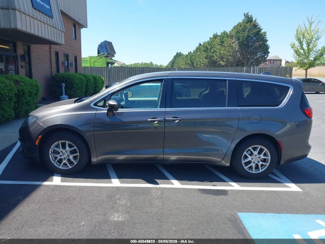 45048415 :رقم المزاد ، 2C4RC1CG1LR216172 vin ، 2020 Chrysler Voyager Lx مزاد بيع