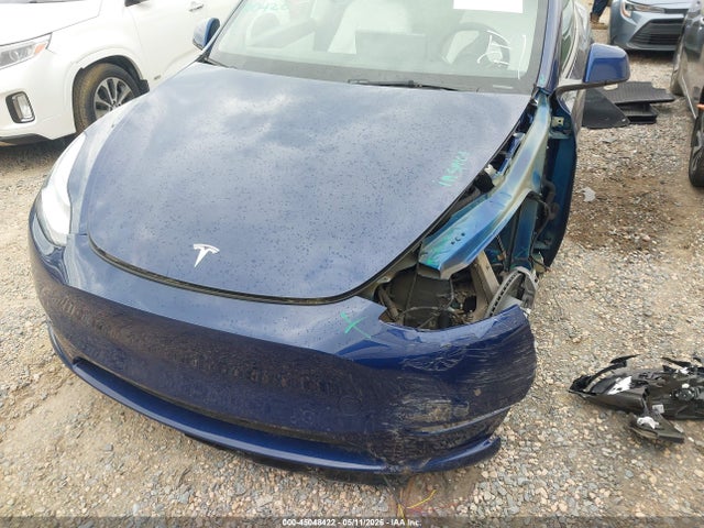 Продажа на аукционе авто 2022 Tesla Model Y Long Range Dual Motor All-wheel Drive, vin: 7SAYGDEE6NF310420, номер лота: 45048422