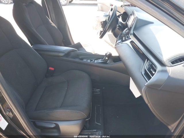 45048446 :رقم المزاد ، JTNKHMBX3J1003758 vin ، 2018 Toyota C-hr Xle Premium مزاد بيع