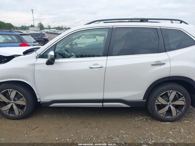 Продажа на аукционе авто 2019 Subaru Forester Touring, vin: JF2SKAWC1KH576941, номер лота: 45048559