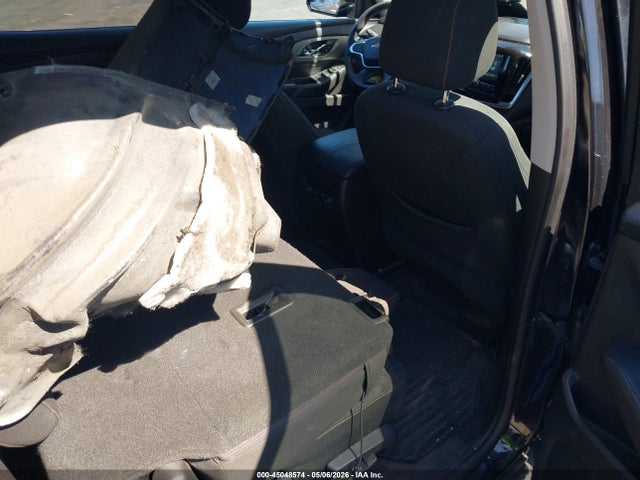 1GNERFKW0JJ105673 Chevrolet Traverse Ls