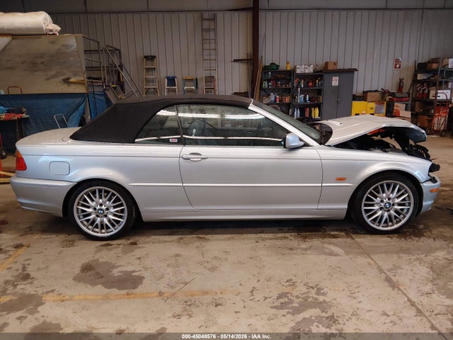 45048576 :رقم المزاد ، WBABS53471JU82697 vin ، 2001 Bmw 330ci مزاد بيع