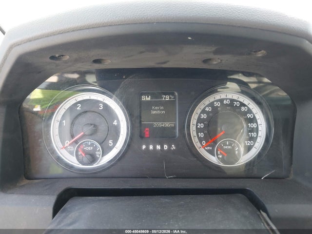 45048609 :رقم المزاد ، 3C63R3GL7FG541756 vin ، 2015 Ram 3500 Tradesman مزاد بيع