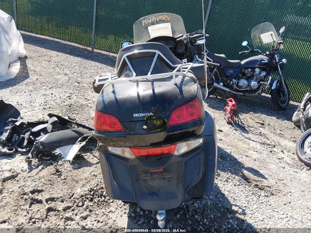 45048649 :رقم المزاد ، JH2SC68G9CK000535 vin ، 2012 Honda Gl1800 مزاد بيع