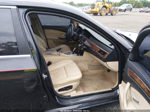 2008 Bmw 528xi მანქანა იყიდება აუქციონზე, vin: WBANV13518C150324, აუქციონის ნომერი: 45048727