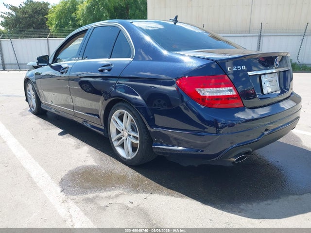 Aukcja sprzedaży 2013 Mercedes-benz C 250 Luxury/sport, vin: WDDGF4HB3DR259955, numer aukcji: 45048740