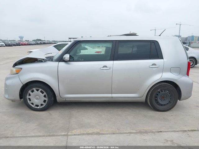 Scion XB 2014 JTLZE4FE0EJ066217 Image 15