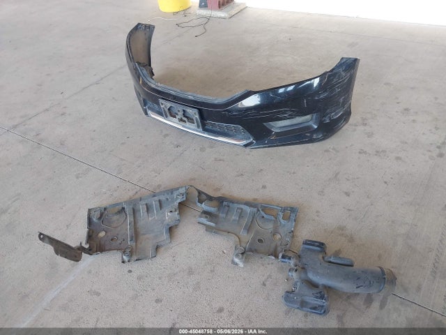 45048758 :رقم المزاد ، 1HGCR2F80FA146625 vin ، 2015 Honda Accord Ex-l مزاد بيع
