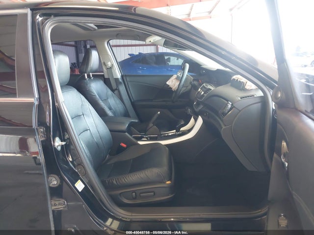 45048758 :رقم المزاد ، 1HGCR2F80FA146625 vin ، 2015 Honda Accord Ex-l مزاد بيع
