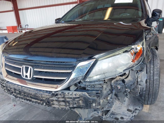 45048758 :رقم المزاد ، 1HGCR2F80FA146625 vin ، 2015 Honda Accord Ex-l مزاد بيع