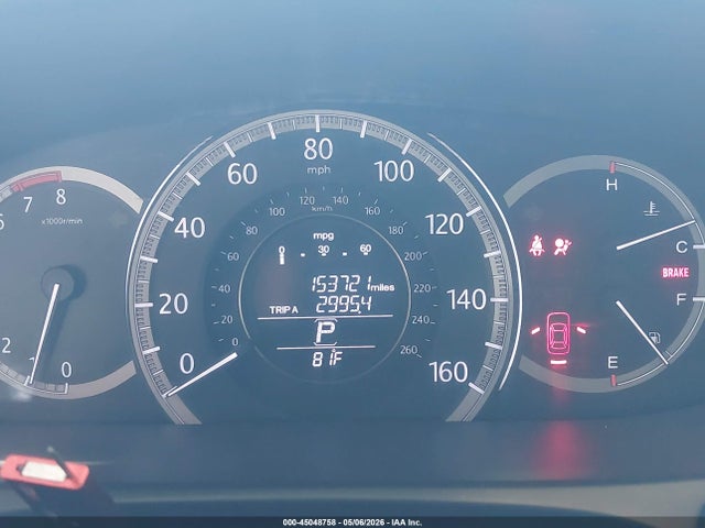 45048758 :رقم المزاد ، 1HGCR2F80FA146625 vin ، 2015 Honda Accord Ex-l مزاد بيع