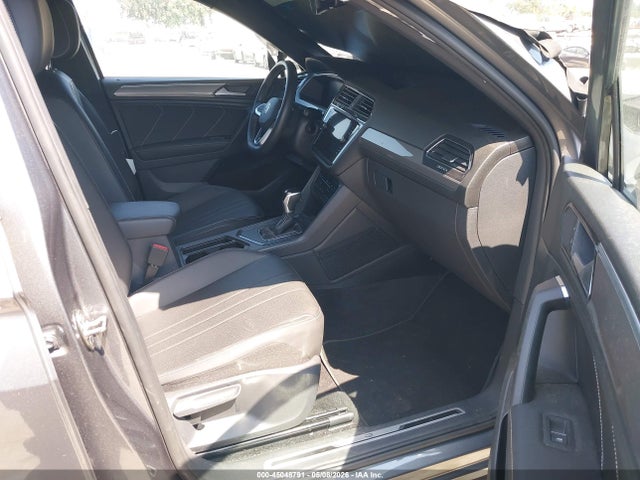 3VVCB7AX9PM066504 Volkswagen Tiguan 2.0t Se R-line Black