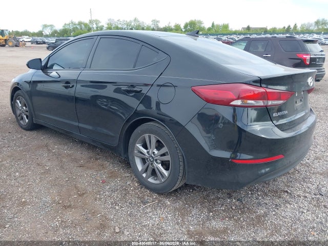45048817 :رقم المزاد ، KMHD84LF7JU556071 vin ، 2018 Hyundai Elantra Value Edition مزاد بيع
