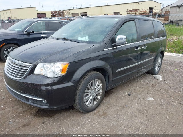 45048819 :رقم المزاد ، 2C4RC1CG6FR677405 vin ، 2015 Chrysler Town & Country Touring-l مزاد بيع