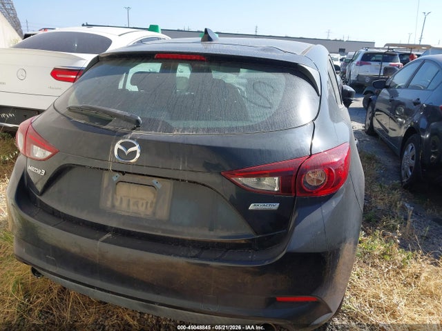 3MZBN1L35JM266597 Mazda Mazda3 Touring