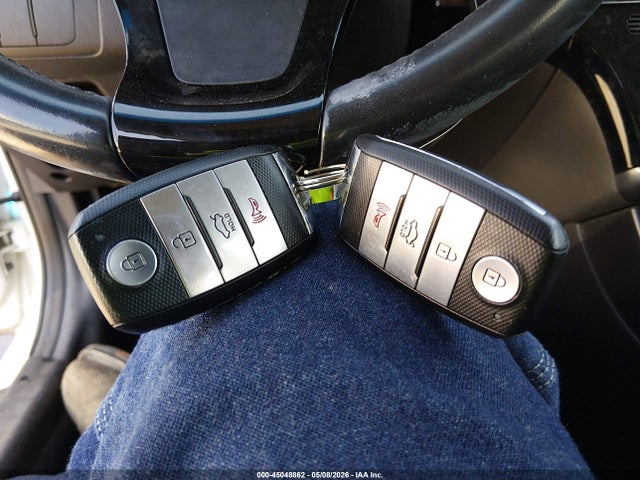 45048862 :رقم المزاد ، KNAGM4AD1G5096727 vin ، 2016 Kia Optima Hybrid مزاد بيع