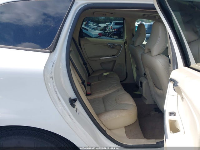 45048963 :رقم المزاد ، YV4960DL9A2062994 vin ، 2010 Volvo Xc60 3.2 مزاد بيع