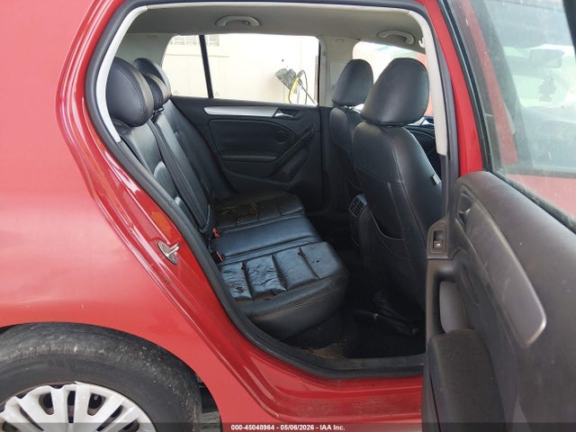 45048964 :رقم المزاد ، WVWDB7AJ6DW087272 vin ، 2013 Volkswagen Golf 2.5l 4-door مزاد بيع