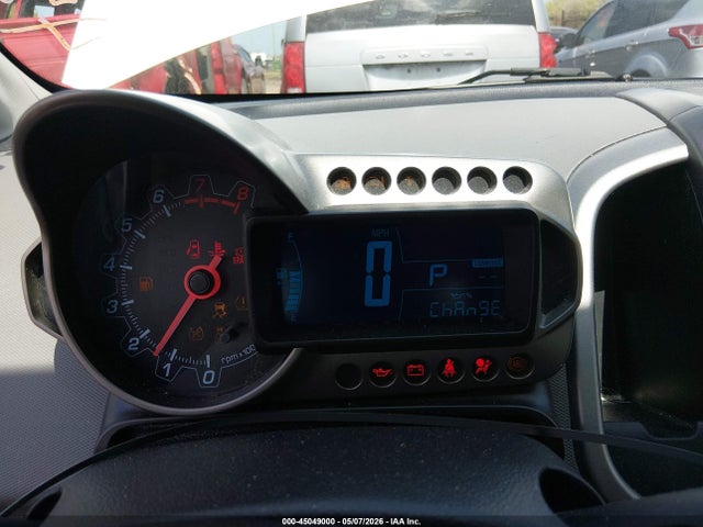 Продажа на аукционе авто 2015 Chevrolet Sonic Lt Auto, vin: 1G1JC5SH8F4123101, номер лота: 45049000