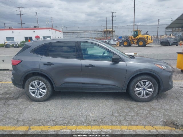 1FMCU9F6XMUA67815 Ford ESCAPE S