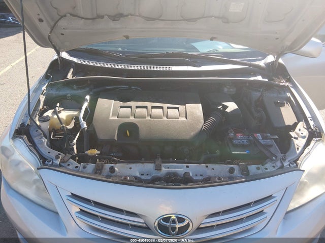 45049028 :رقم المزاد ، 2T1BU4EE4DC942427 vin ، 2013 Toyota Corolla Le مزاد بيع