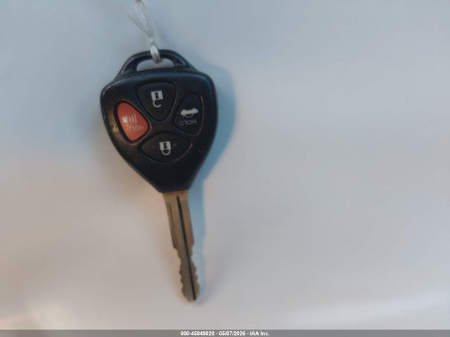 45049028 :رقم المزاد ، 2T1BU4EE4DC942427 vin ، 2013 Toyota Corolla Le مزاد بيع
