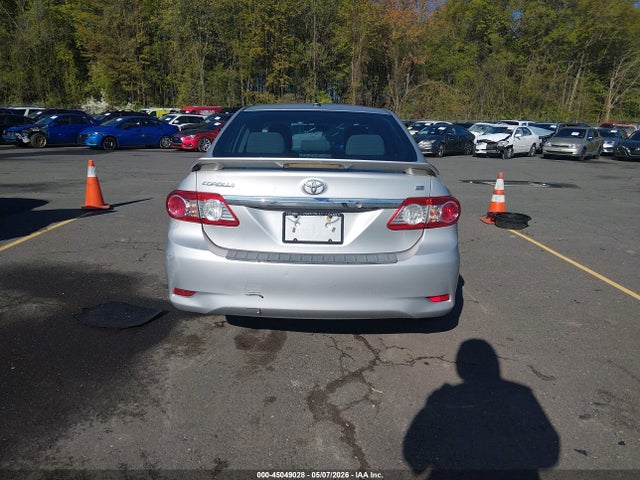 45049028 :رقم المزاد ، 2T1BU4EE4DC942427 vin ، 2013 Toyota Corolla Le مزاد بيع