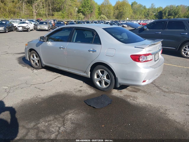 45049028 :رقم المزاد ، 2T1BU4EE4DC942427 vin ، 2013 Toyota Corolla Le مزاد بيع