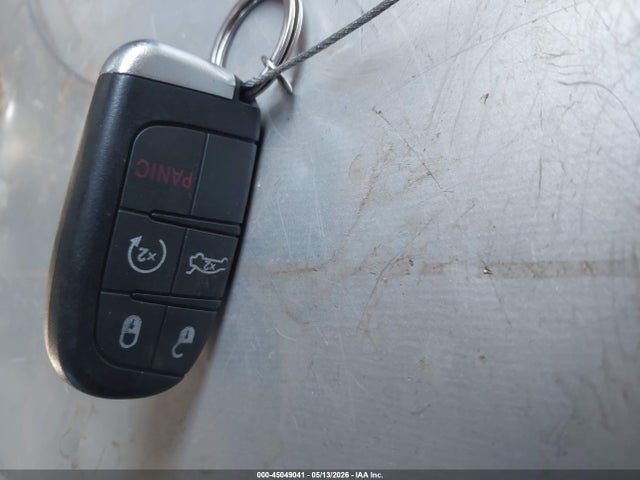 Продажа на аукционе авто 2015 Chrysler 200 Limited, vin: 1C3CCCAB6FN725446, номер лота: 45049041