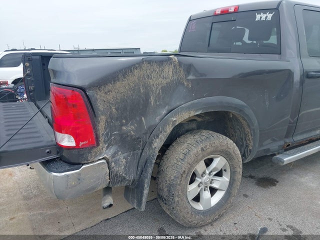 45049059 :رقم المزاد ، 1C6RR7GTXFS723039 vin ، 2015 Ram 1500 Slt مزاد بيع